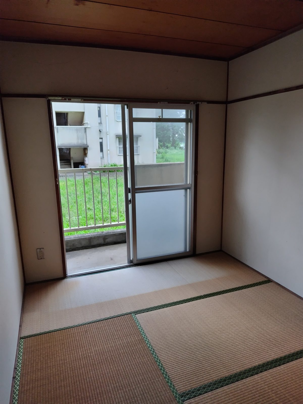 水戸市 市営住宅 生前整理・不用品回収 格安でのご案内 作業写真7