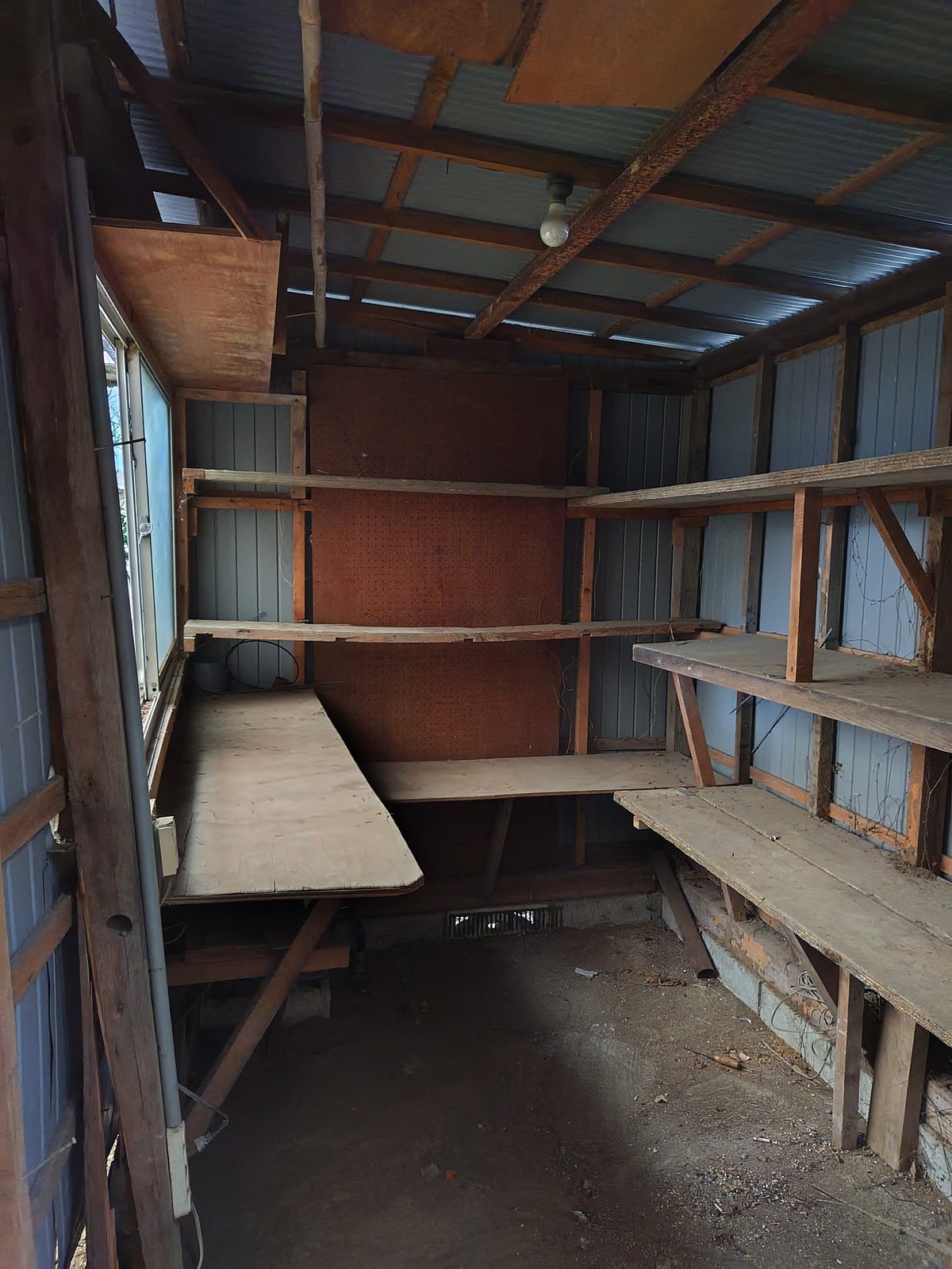 水戸市倉庫の片付け ごみ屋敷 作業写真2