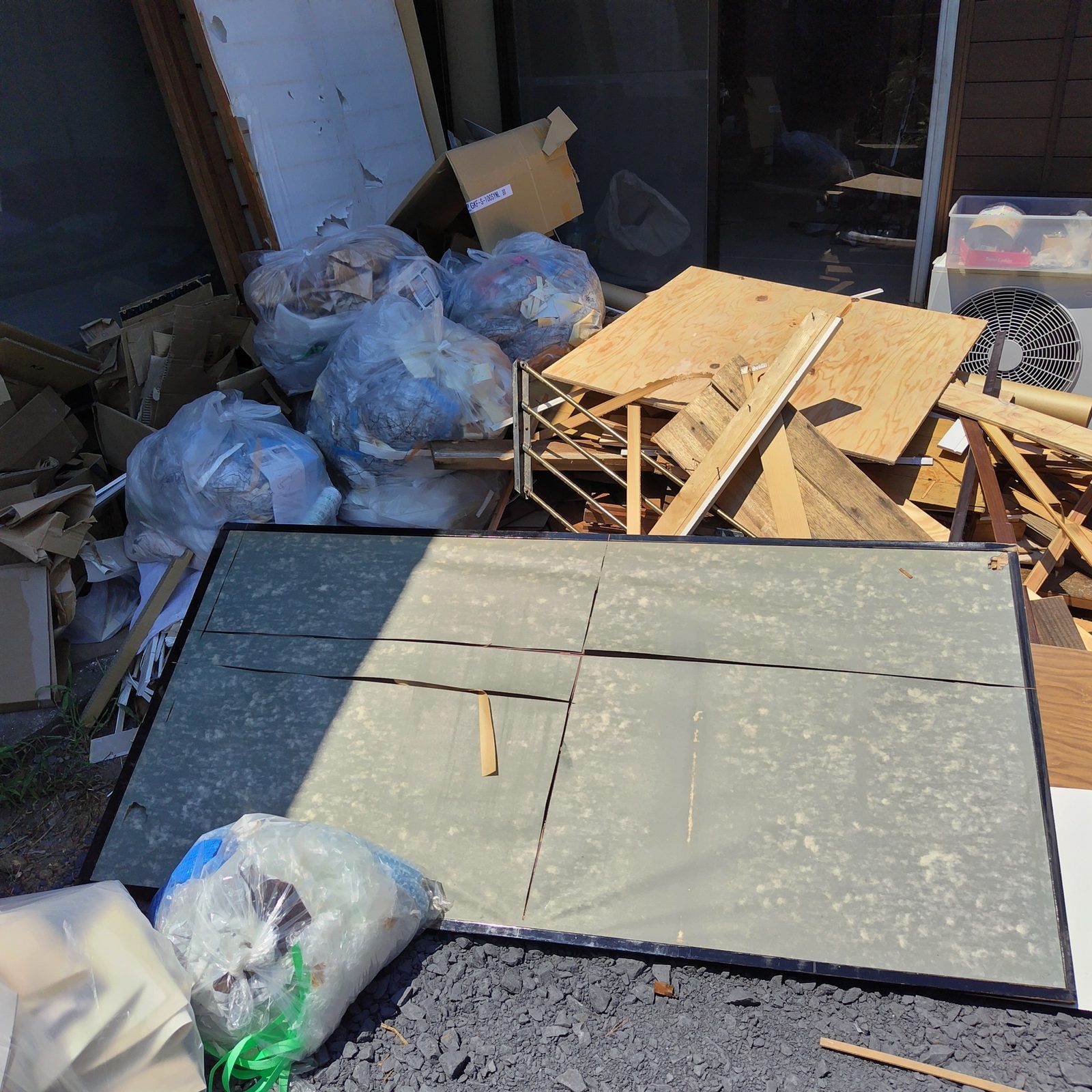 【大洗町】一軒家の片付けとリフォームごみの回収