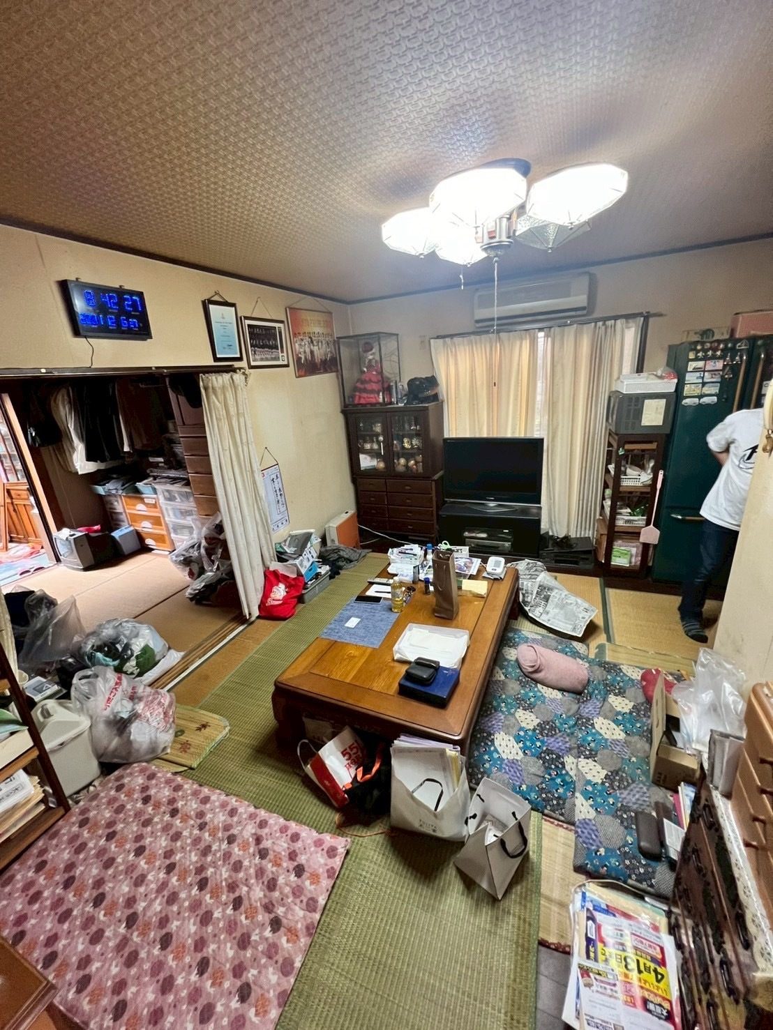 【空き家片付け事例】水戸市/害虫発生の家を3日間でスッキリ清掃&ワックス仕上げ 作業写真9
