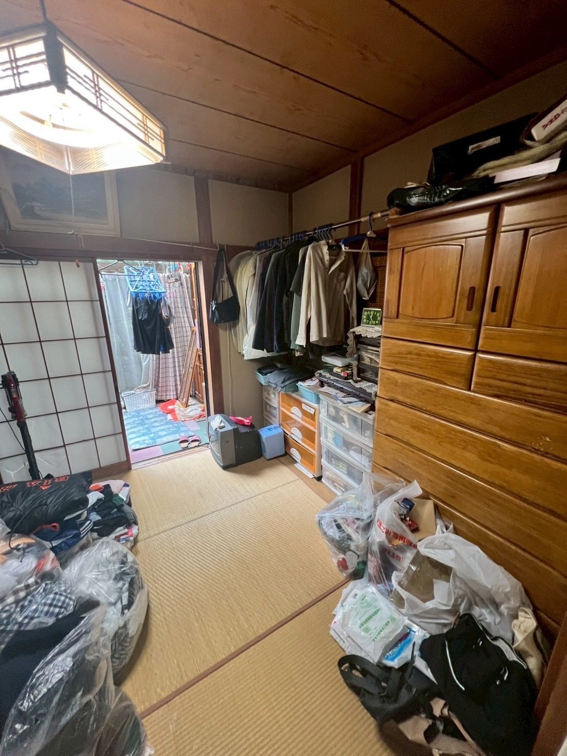 【空き家片付け事例】水戸市/害虫発生の家を3日間でスッキリ清掃&ワックス仕上げ 作業写真17